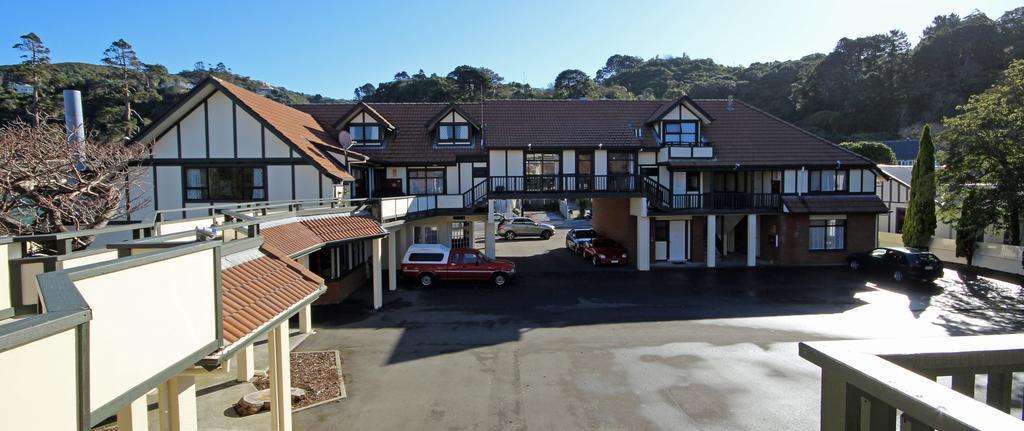 Champers Motor Inn Lower Hutt Exteriör bild